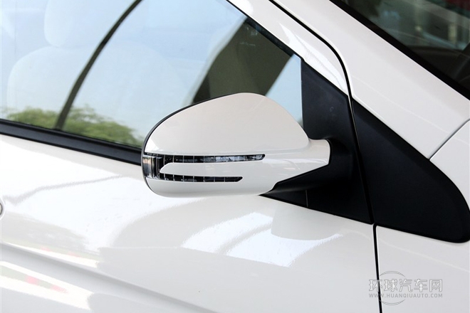 2013款 三廂 1.5L 手動樂尚版