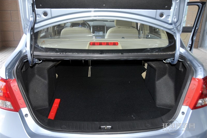 2013款 三廂 1.5L 自動(dòng)樂(lè)尚版