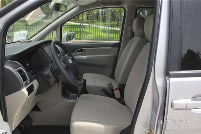 2014款 1.6L 手動豪華型7座 國V