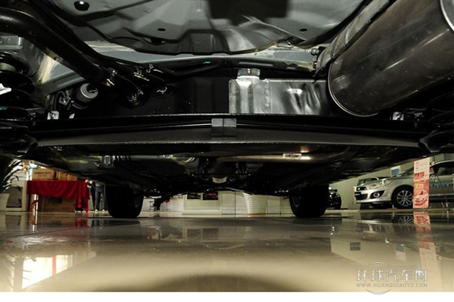 2013款 1.5L 手動(dòng)導(dǎo)航版