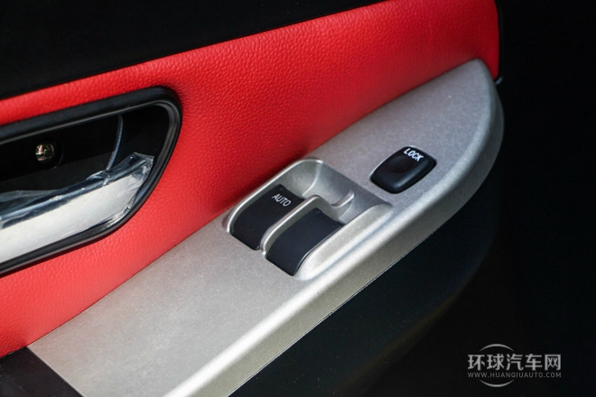 2013款 2.0T 兩驅柴油版