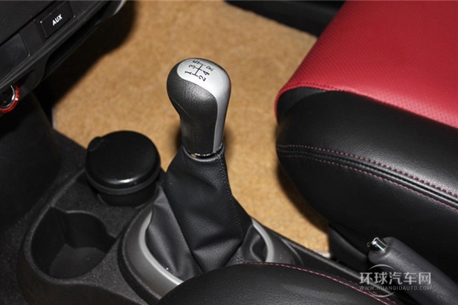 2012款 1.5L 手動都市版