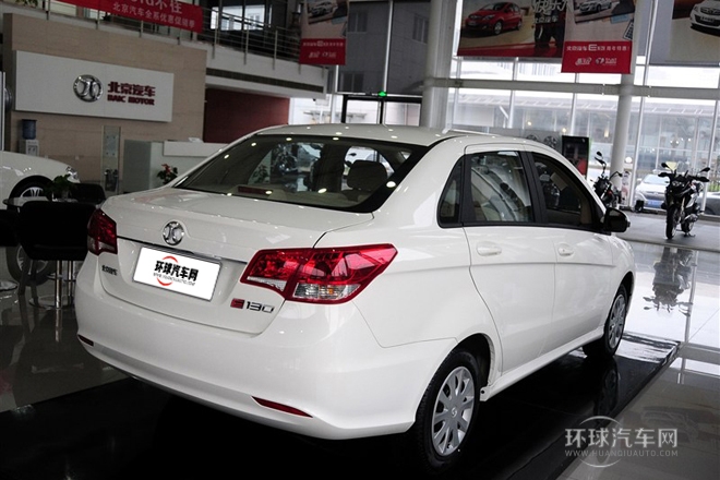 2013款 三廂 1.3L 手動樂活版