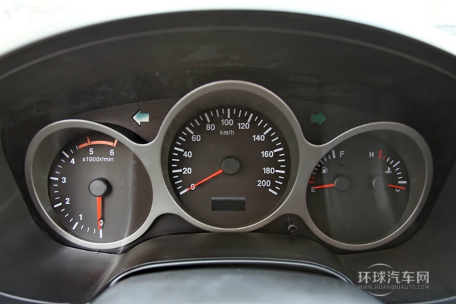 2013款 2.0T 四驅柴油版