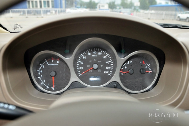 2011款 2.0L 兩驅超值版