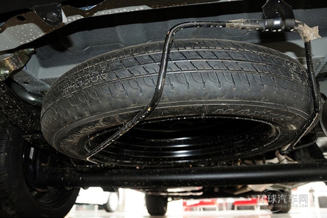 2014款 1.5L 手動(dòng)標(biāo)準(zhǔn)型7座 國(guó)V