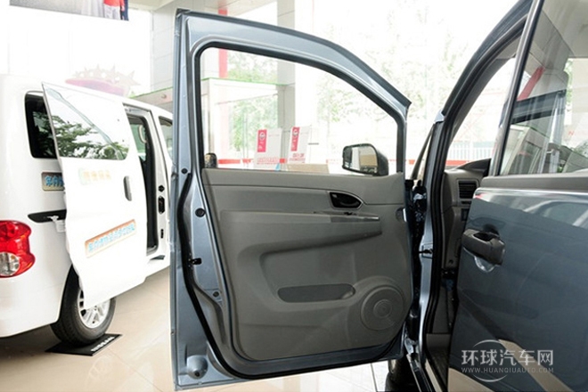 2014款 1.5L 手動標準型7座 國V