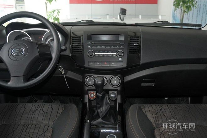 探索版 2.0T 汽油4x4超豪華型