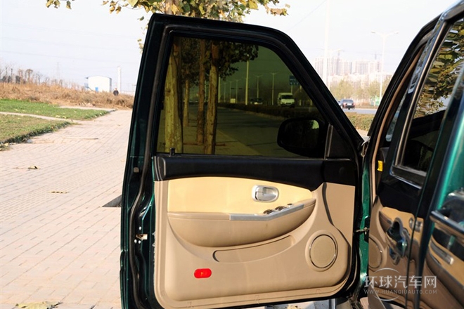 2009款 2.4T豪華型短軸版