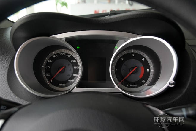 探索版 2.0T 柴油4X4豪華型