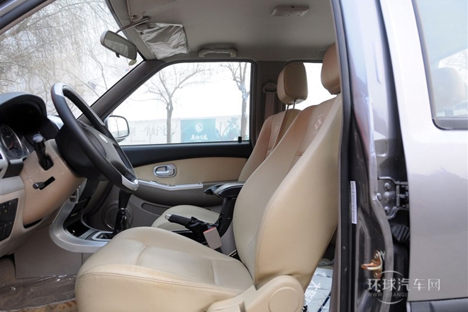 2009款 2.8T兩驅柴油豪華型