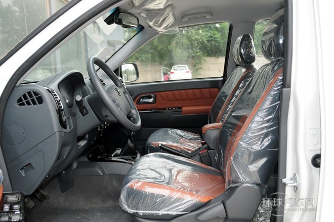 2013款 2.0T歐洲版 兩驅(qū)領(lǐng)航型 6MT大雙排