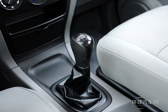 2014款 1.5L 手動標準型5座 國V