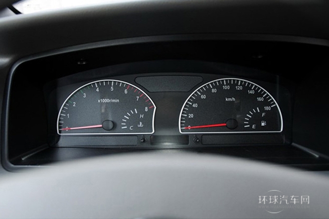 2014款 1.5L 手動(dòng)標(biāo)準(zhǔn)型5座 國(guó)V