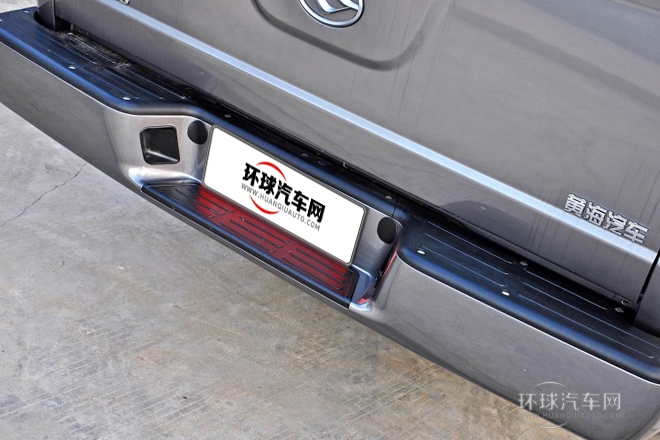 2012款 2.4L至尊版 兩驅(qū)汽油標(biāo)準(zhǔn)型