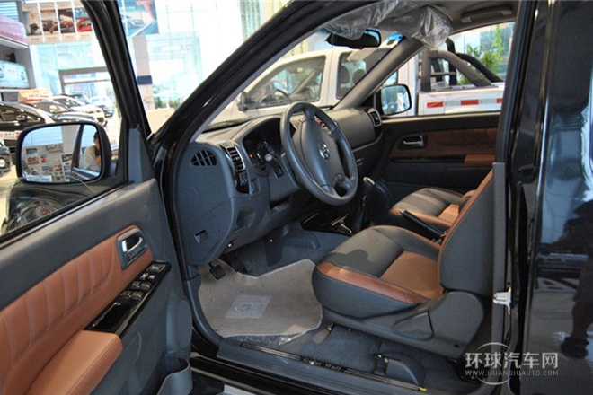 2013款 2.4L歐洲版 兩驅精英型小雙排