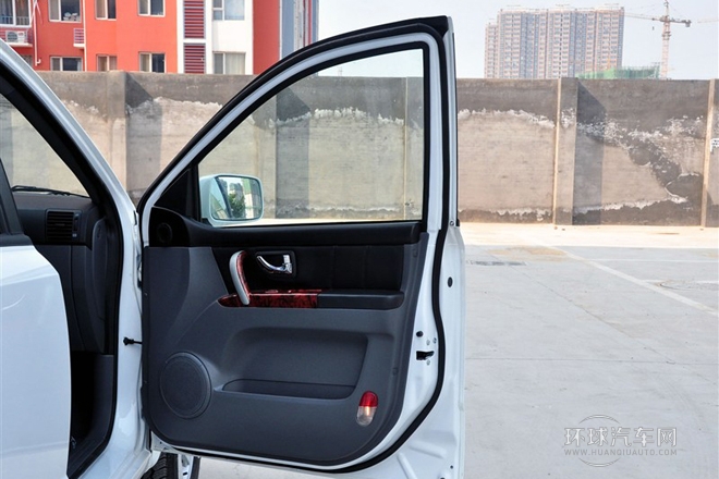 2012款 3.2T至尊版 兩驅(qū)柴油標(biāo)準(zhǔn)型