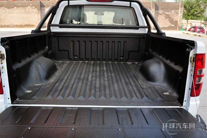 2012款 3.2T至尊版 兩驅(qū)柴油標(biāo)準(zhǔn)型