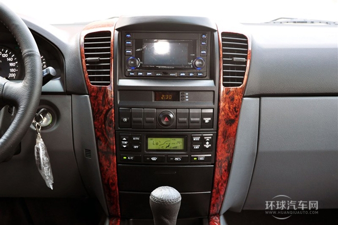 2012款 3.2T至尊版 兩驅(qū)柴油標(biāo)準(zhǔn)型