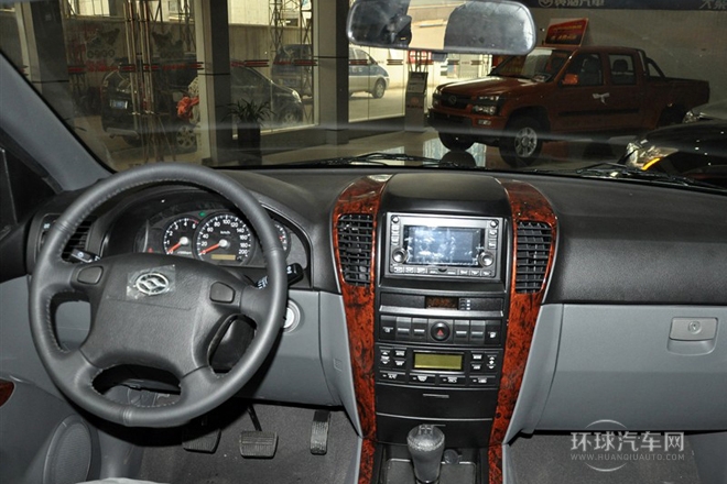 2012款 3.2T至尊版 兩驅(qū)柴油豪華型