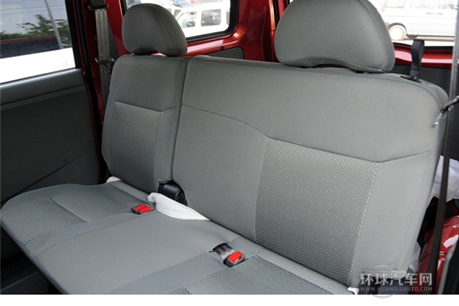 2014款 1.5L 手動標準型5座 國IV