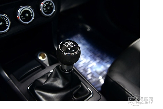 2014款 競速版 1.8L 手動舒適型