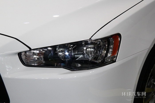 2014款 競速版 1.8L CVT舒適型