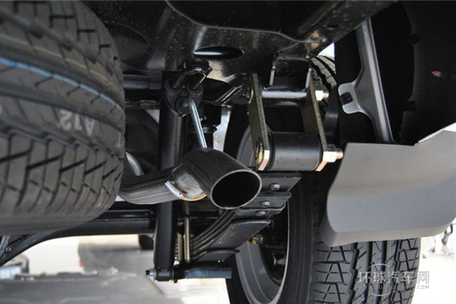 2013款 2.4L歐洲版 兩驅(qū)領(lǐng)航型小雙排