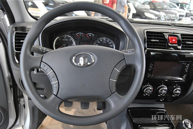 2013款 2.4L歐洲版 兩驅領航型小雙排