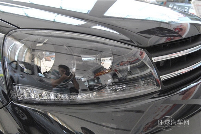 2013款 2.4L歐洲版 兩驅領航型小雙排