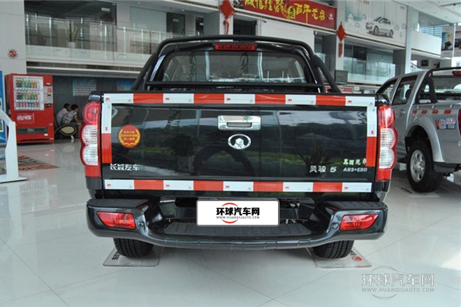 2013款 2.4L歐洲版 兩驅領航型小雙排