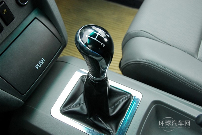 2011款 2.4L 超豪華型