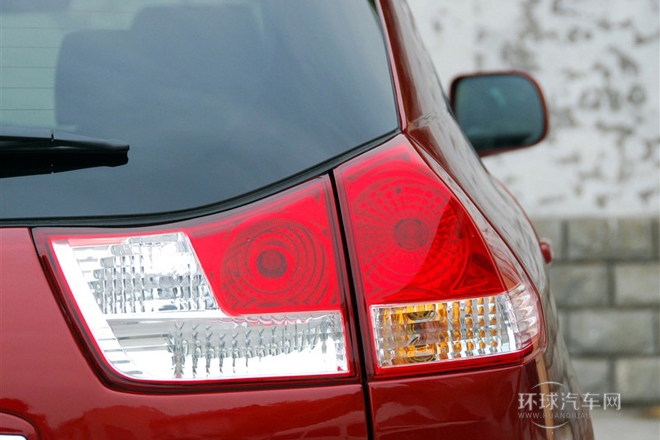 2011款 2.4L 超豪華型