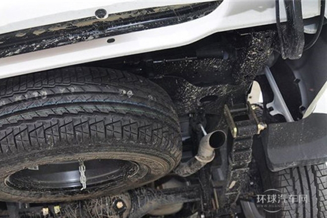 2013款 2.4L歐洲版 四驅精英型小雙排