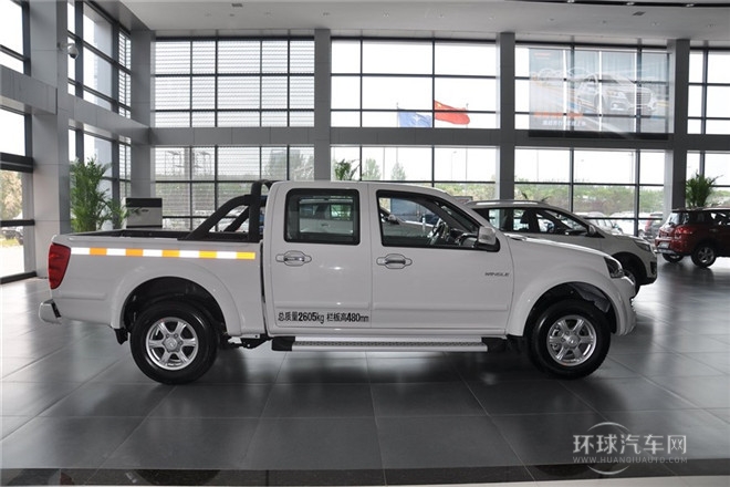 2013款 2.4L歐洲版 四驅(qū)精英型大雙排