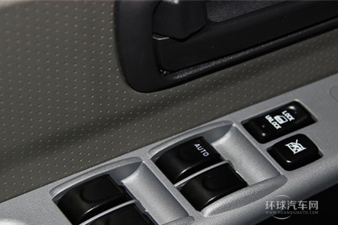 2013款 2.8T歐洲版 兩驅精英型小雙排GW2.8TC