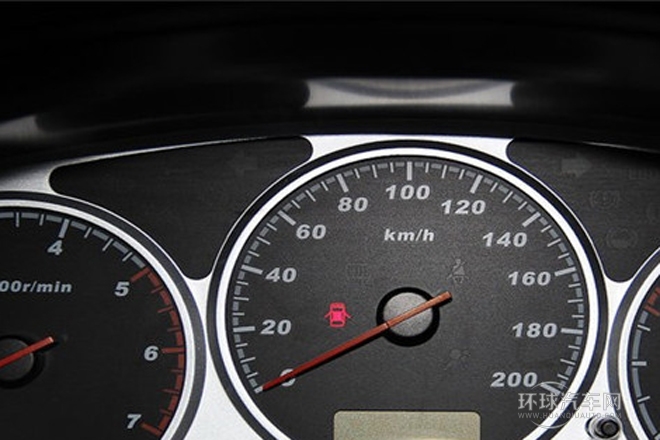 2013款 2.8T歐洲版 兩驅(qū)精英型小雙排GW2.8TC