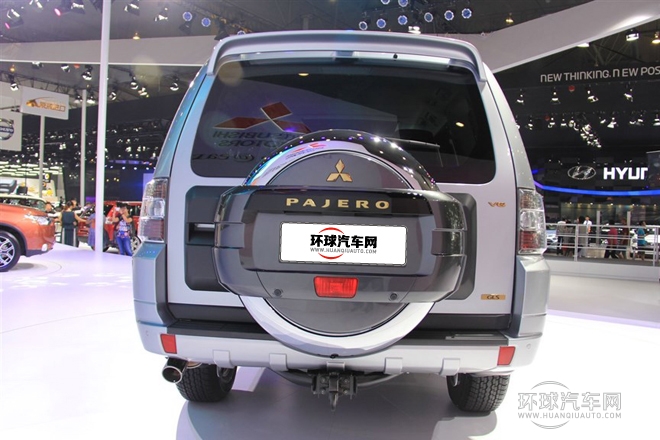 2015款 3.0L 精英超越版 國(guó)V