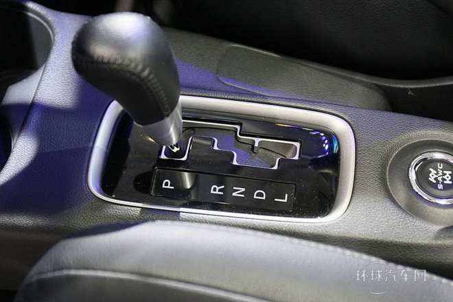 2014款 2.0L 兩驅(qū)運(yùn)動(dòng)超值版 5座