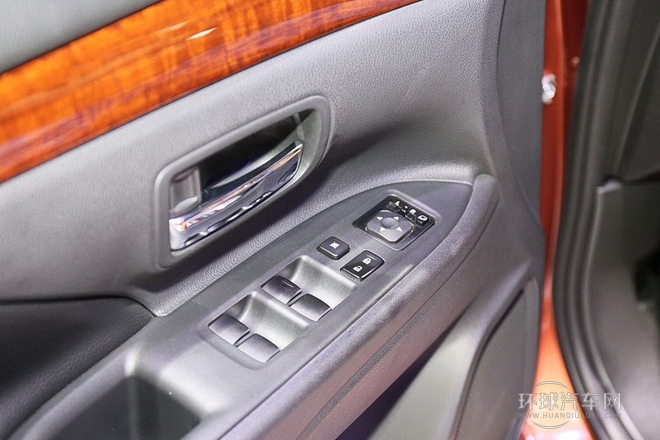 2014款 2.0L 兩驅運動超值版 5座