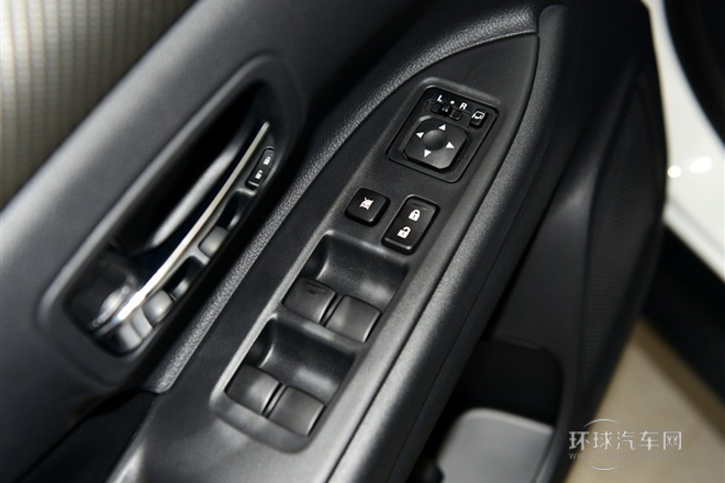 2014款 2.4L 四驅豪華超值版 5座