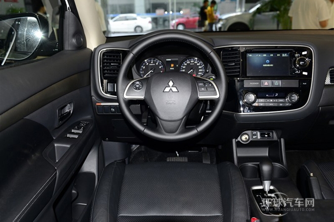 2014款 2.4L 四驅豪華超值版 7座