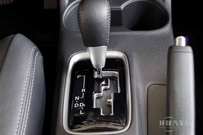 2014款 2.4L 四驅(qū)豪華超值版 7座