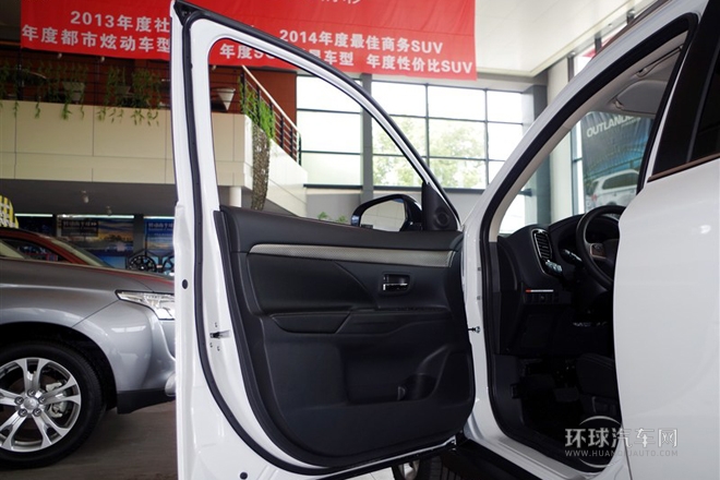 2014款 2.4L 四驅豪華超值版 7座