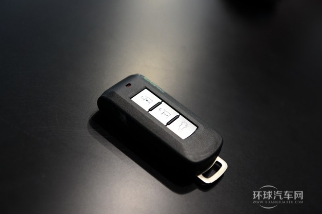 2014款 2.4L 四驅豪華超值版 7座