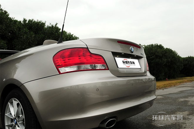 2011款 120i 敞篷轎跑車