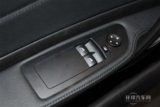 2011款 120i 雙門轎跑車