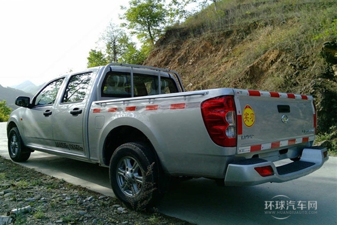 2011款 2.8T商務版 豪華型大雙排