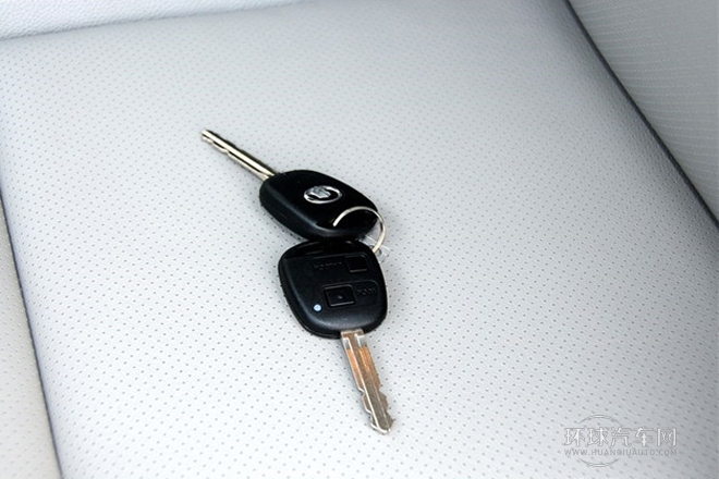 2011款 2.8T商務版 精英型