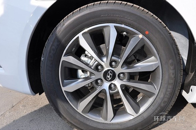 2014款 2.0L 自動領先型